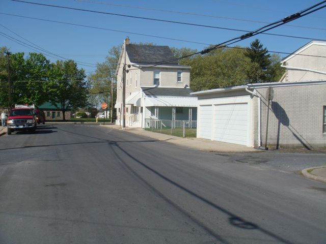 nice row home with back yard and garage