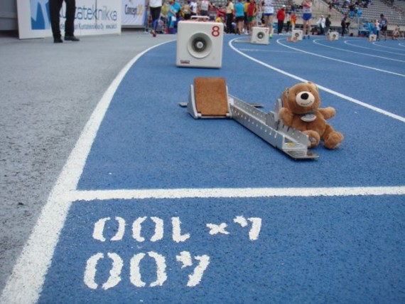 Lane 8 just before M50 prelims at 2009 Masters Track World Championships