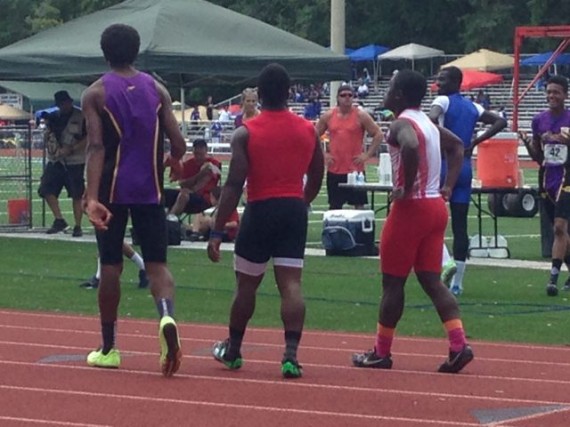 Trio of High School 100m sprinters