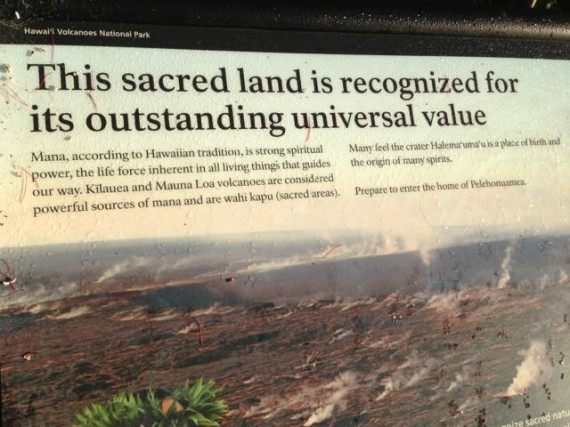 Hawaii Volcanoes National Park info board
