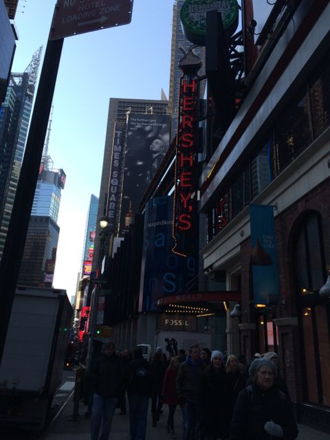 Heading down Broadway for a morning run to the Apple Store 5th Avenue