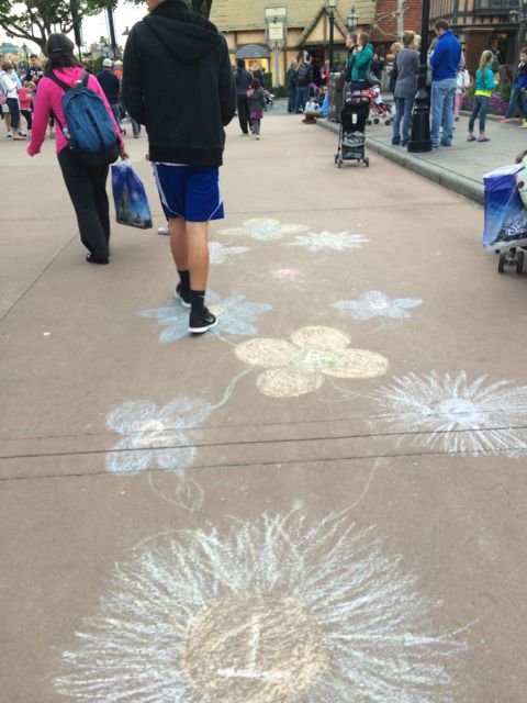 United Kingdom at Epcot sidewalk chalk art