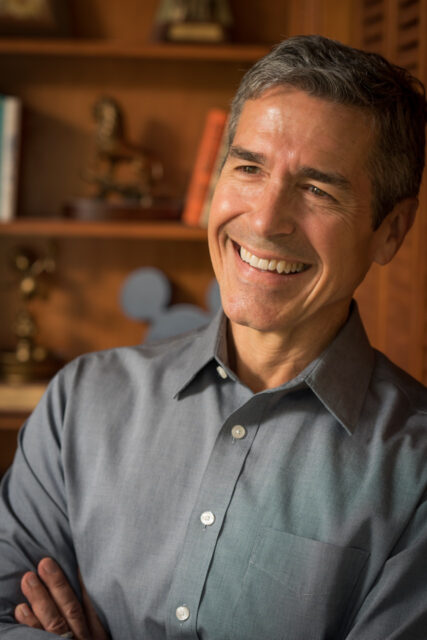 Jeff noel headshot in office 
