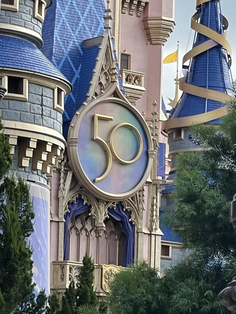 Cinderella castle 50th anniversary logo