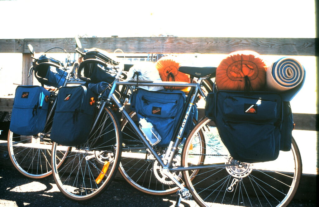 cross country touring bicycles